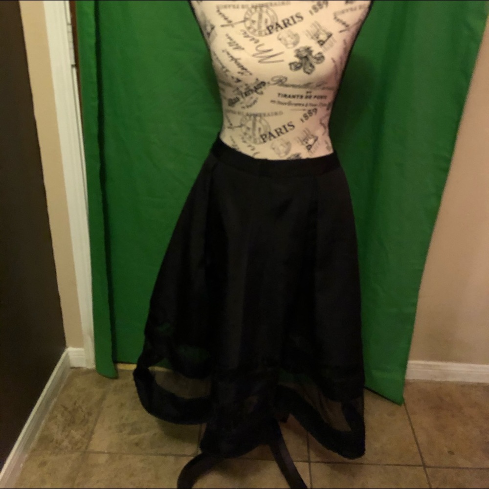 Black midi skirt